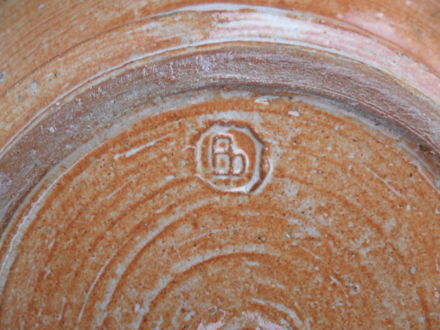 Bb mark, Studio Pottery Plate - Adam Dworski, Wye Pottery Sam_5518