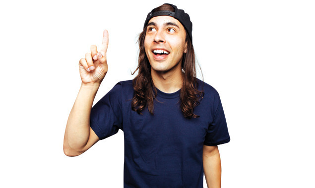 Vic Fuentes - ¿Cuánto mide? | Real height Vic_co10