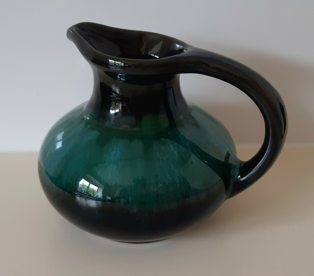 Jug, Blue Mountain Pottery, Canada 20210610
