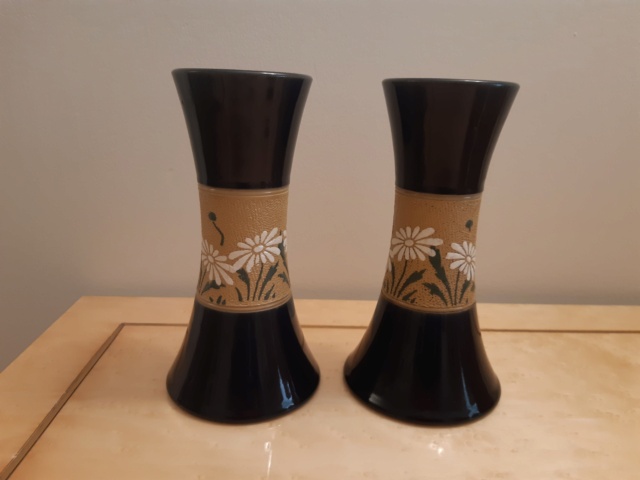 idenifying vases Langley Mill 20230110