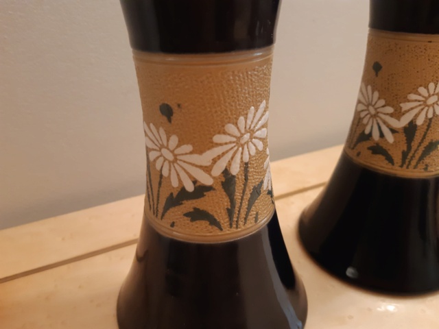 idenifying vases Langley Mill 20230112