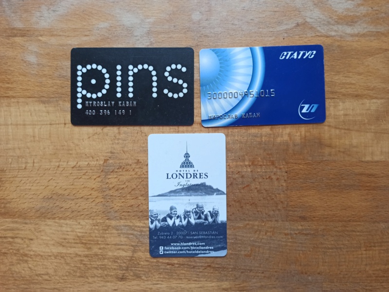 Пластиковые карточки, электронные ключи, сим-карточки Img_1381
