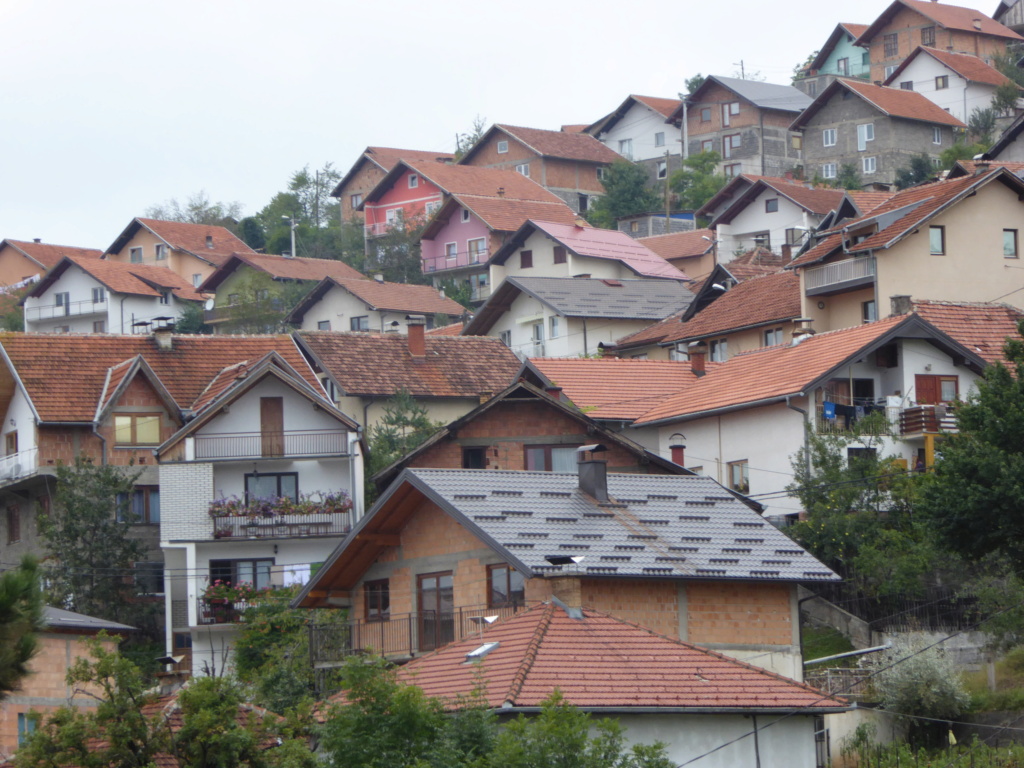Situation étrange à Bielaznika durant le siège de Sarajevo en 1994 P1000210