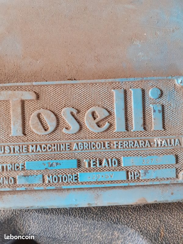 Chenillard Toselli 78 / 78 L Moteur Diesel bicylindre VM A1121c10