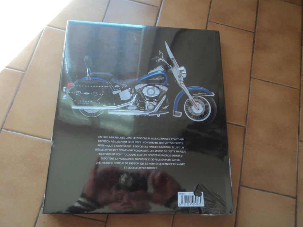 Livre Harley-Davidson legende et montre gousset