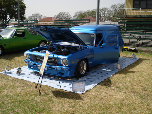 Wizard at Singleton  Show 'n' Shine Van_an10