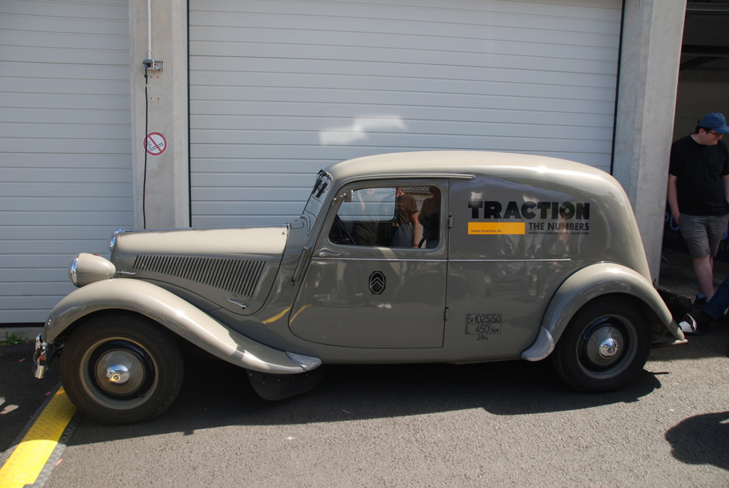 90ans de la Citroen Traction  Dsc_0092