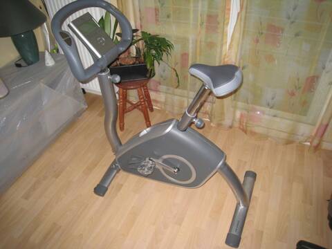 A VENDRE Un velo qui roule sur place