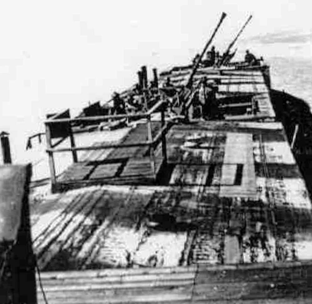 Les FLAK-Schiff allemands -schus11