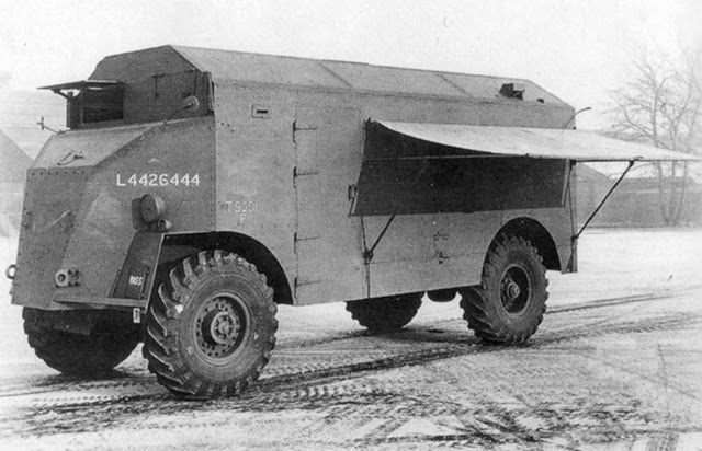 Les vehicules de Commandement de Rommel 00112