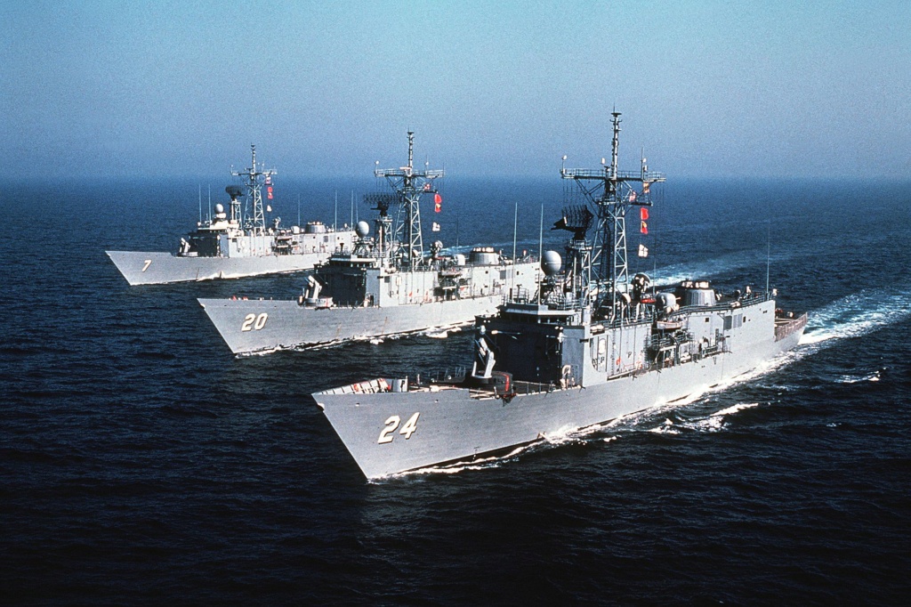 Navires en service dans la Marine Chinoise 1920px23