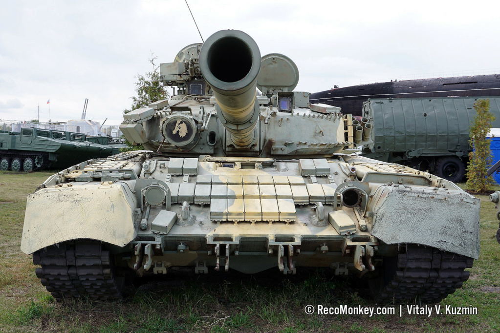 Le musée technique de JSC AVTOVAZ  de Togliatti.  Aut-8010