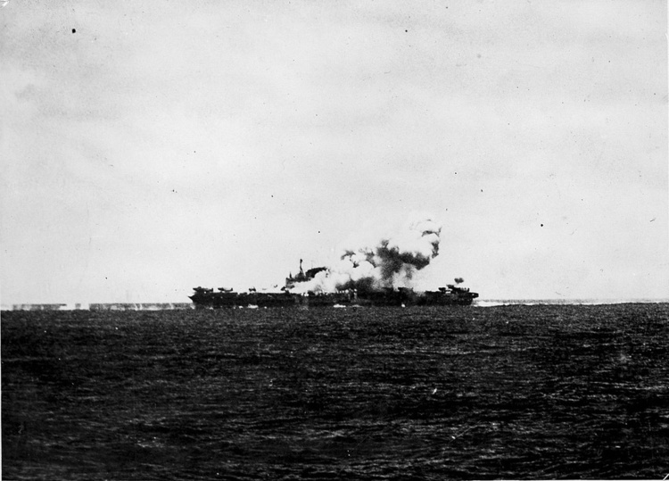 Attaques kamikazes sur les Porte-avions Britanniques  B12