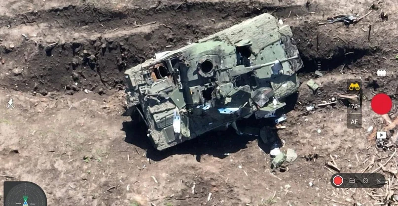 Les blindes de l OTAN en Ukraine Cv-90_10