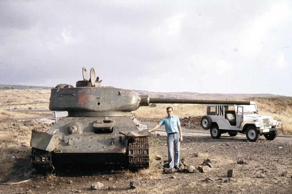 Apres guerre,le T-34 au combat - Page 2 Golan_10