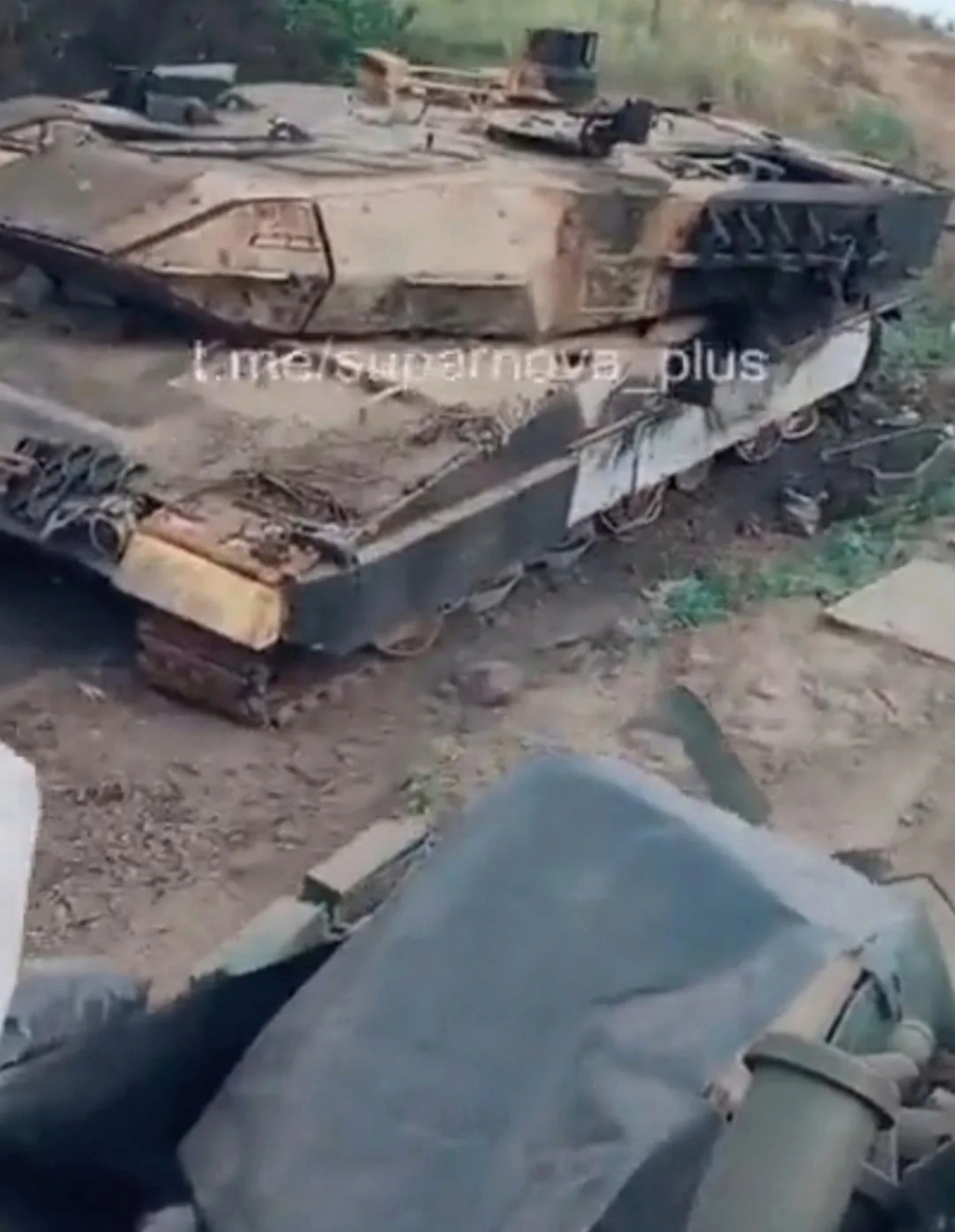 Leopard 2 Ukrainiens - Page 2 Lzoopa10