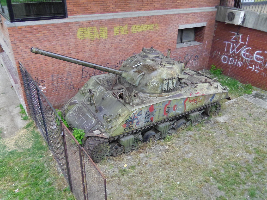 Le sherman du Musée de Voïvodine à Novi Sad - Serbie M4a3e411