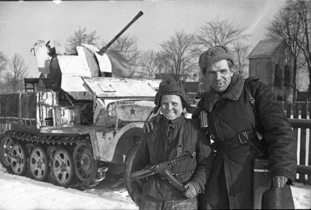 Blindes captures par les sovietiques Sdkfz-10