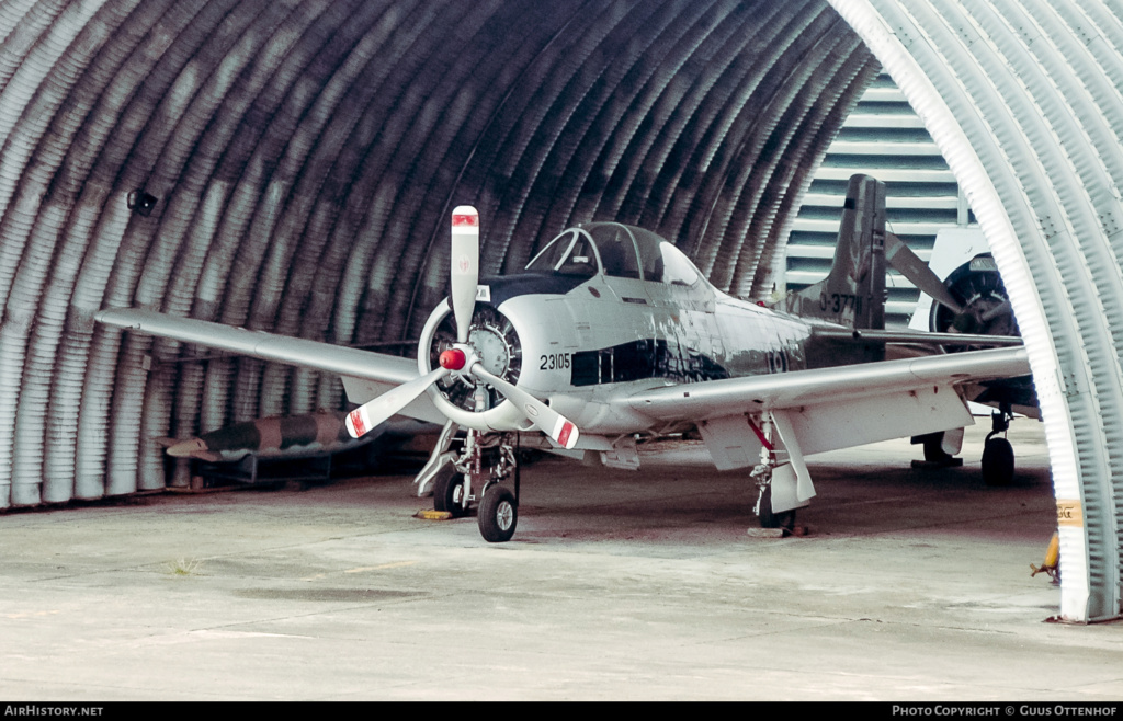 rtaf - RTAF 1941-1945  (2012) - Page 2 T-28d_10