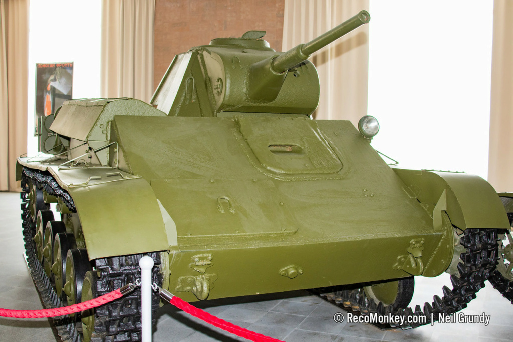 Le Musée militaire de l’UMMC en Russie T-70_m10