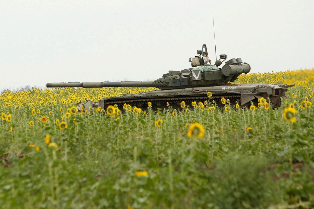 Photos guerre d ukraine - Page 12 T-80_w11