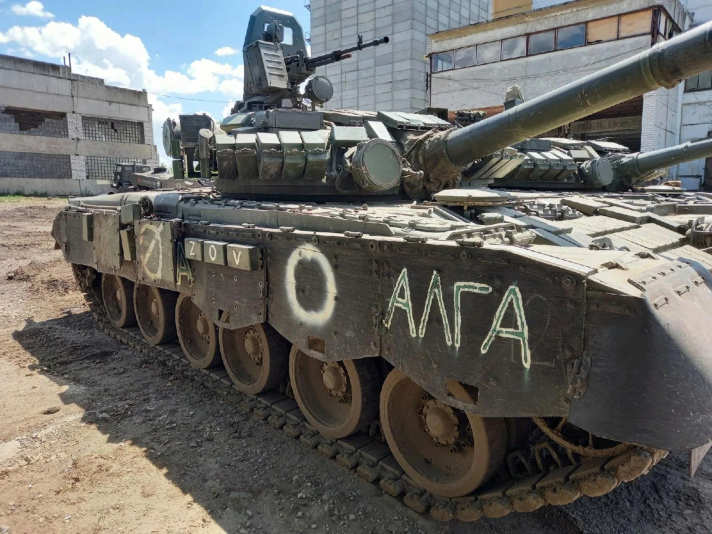Photos guerre d ukraine - Page 12 T-80bv12