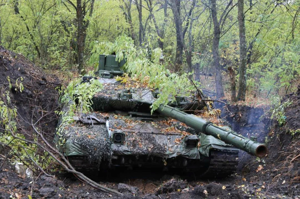 Photos guerre d ukraine - Page 21 T-90m_29