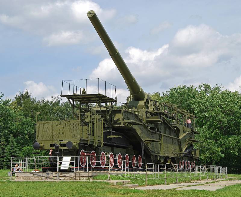 Canons sur rails russes Tm-3_210