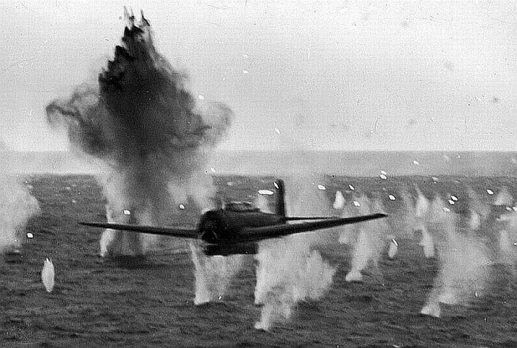 47 navires allies coules par des avions kamikazes Yorkto11