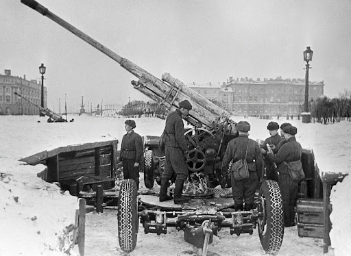 Canons soviétiques de 85 mm efficacite ? Z683