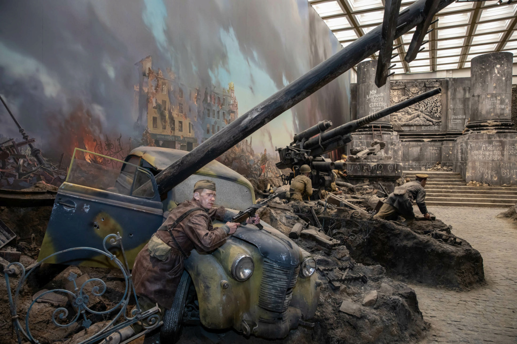 La Russie crée le « plus grand diorama de guerre du monde » Zberli10