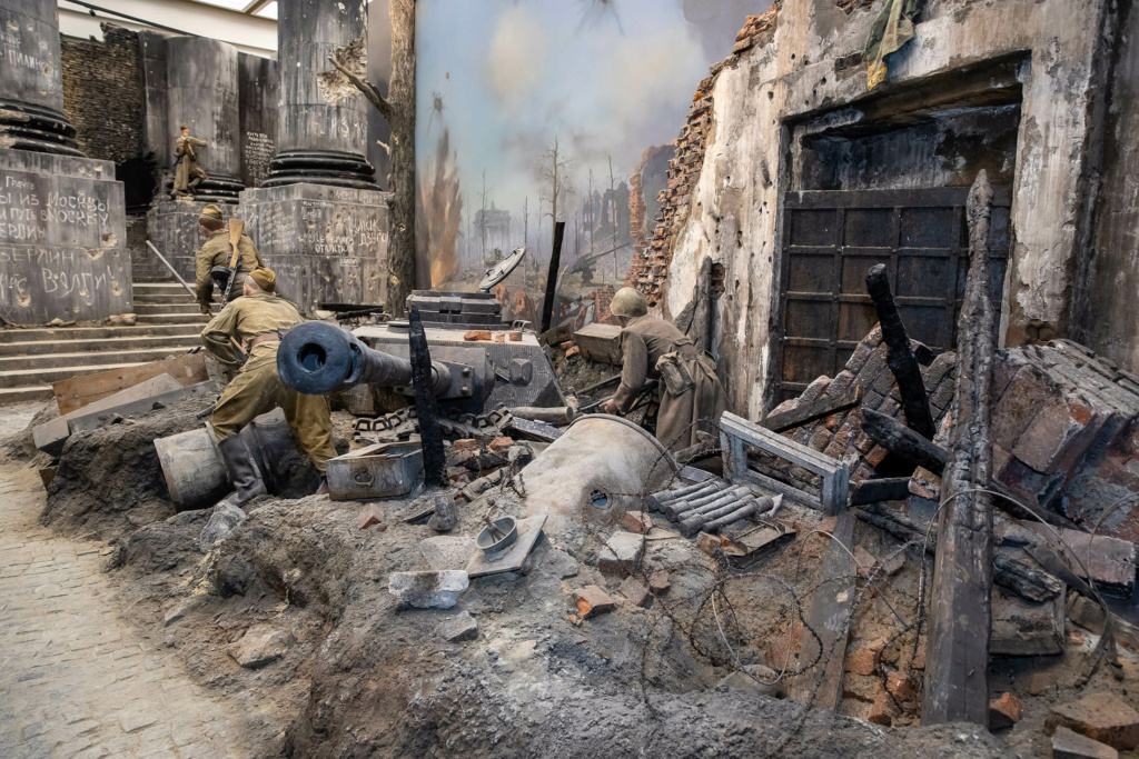 La Russie crée le « plus grand diorama de guerre du monde » Zberli12