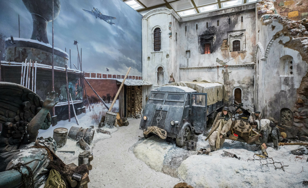 La Russie crée le « plus grand diorama de guerre du monde » Zbrest10