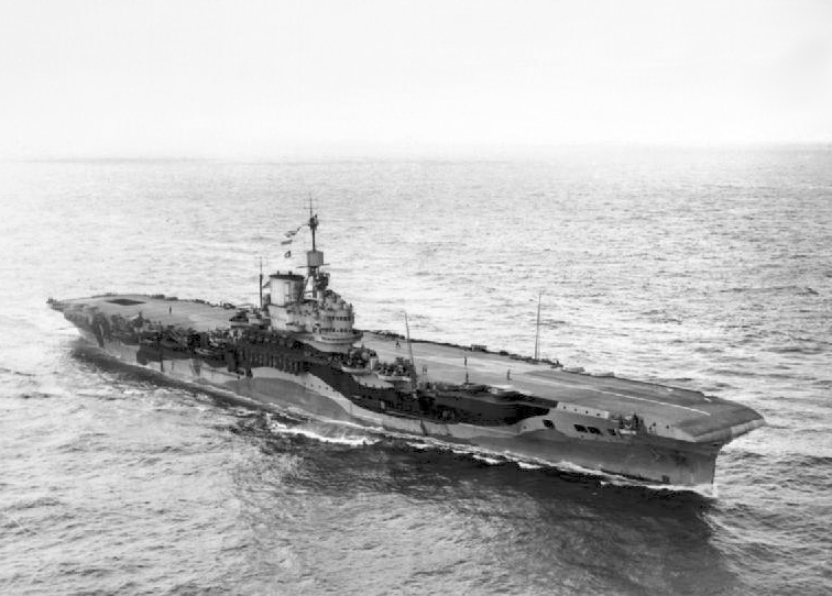 Attaques kamikazes sur les Porte-avions Britanniques Zzz42