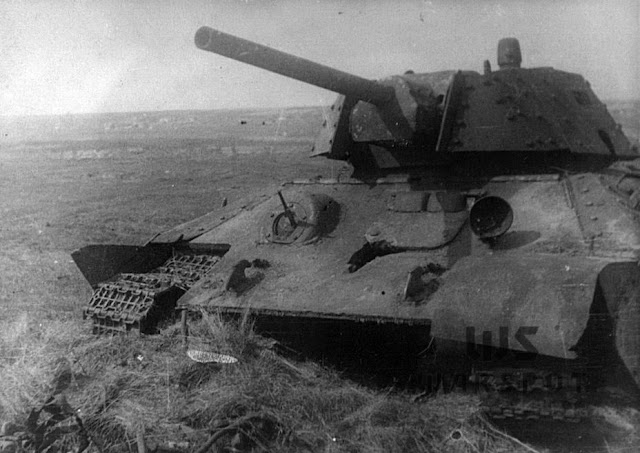 Remforcement blindage sur les T-34/76 Zzzz1387