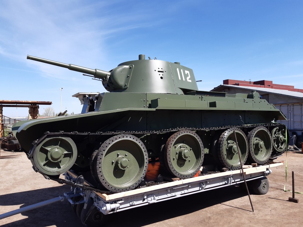 Restauration d un char BT-7 Zzzz1512
