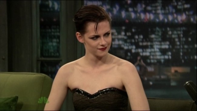 Emission - Late Night With Jimmy Fallon  - 2009 [Kristen Stewart] Media-10