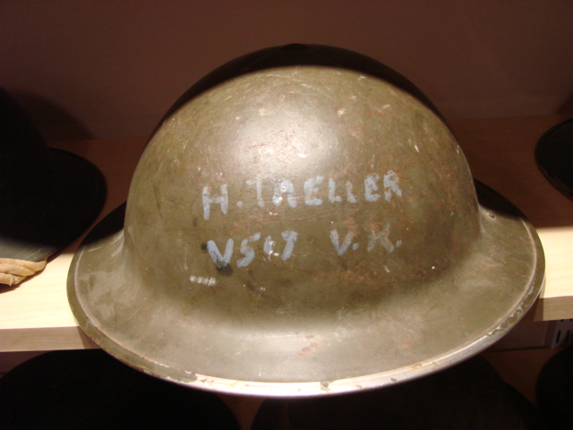 Royal Canadian Navy Volunteer Reserve Medic Helmet (Sick Berth Attendant) Med_0015