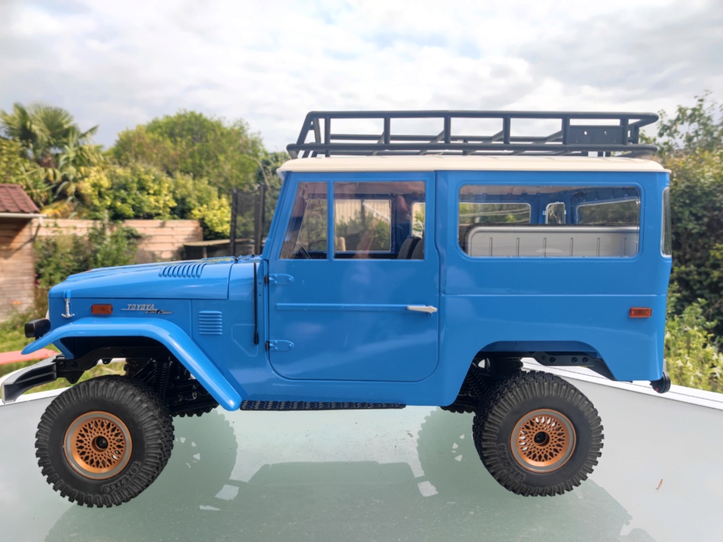 Le FMS Toyota FJ40 bleu de pleinair37... 16933211