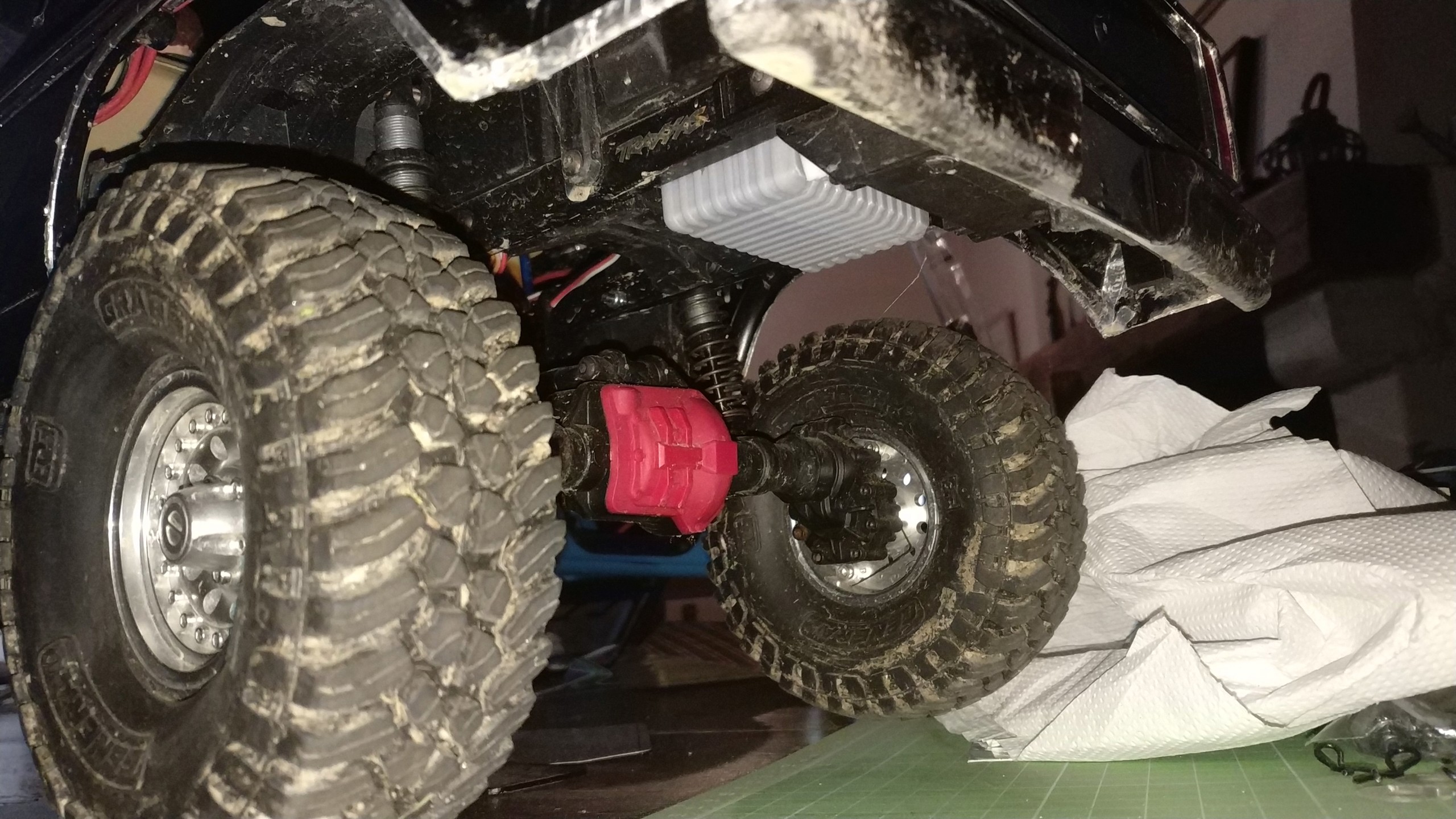 Le TRX4 Bronco du seigneur... :-) - Page 7 Img_2557