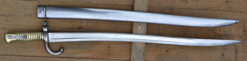 Epée-baïonnette avec lame de baïonnette à douille pour les Remington de la Défense Nationale 1870 Bayore10