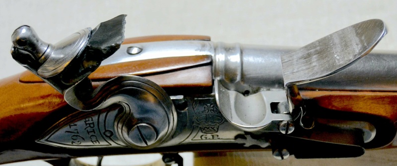 Le Long Land Pattern Musket, ou Brown Bess de chez DP Bbess-12