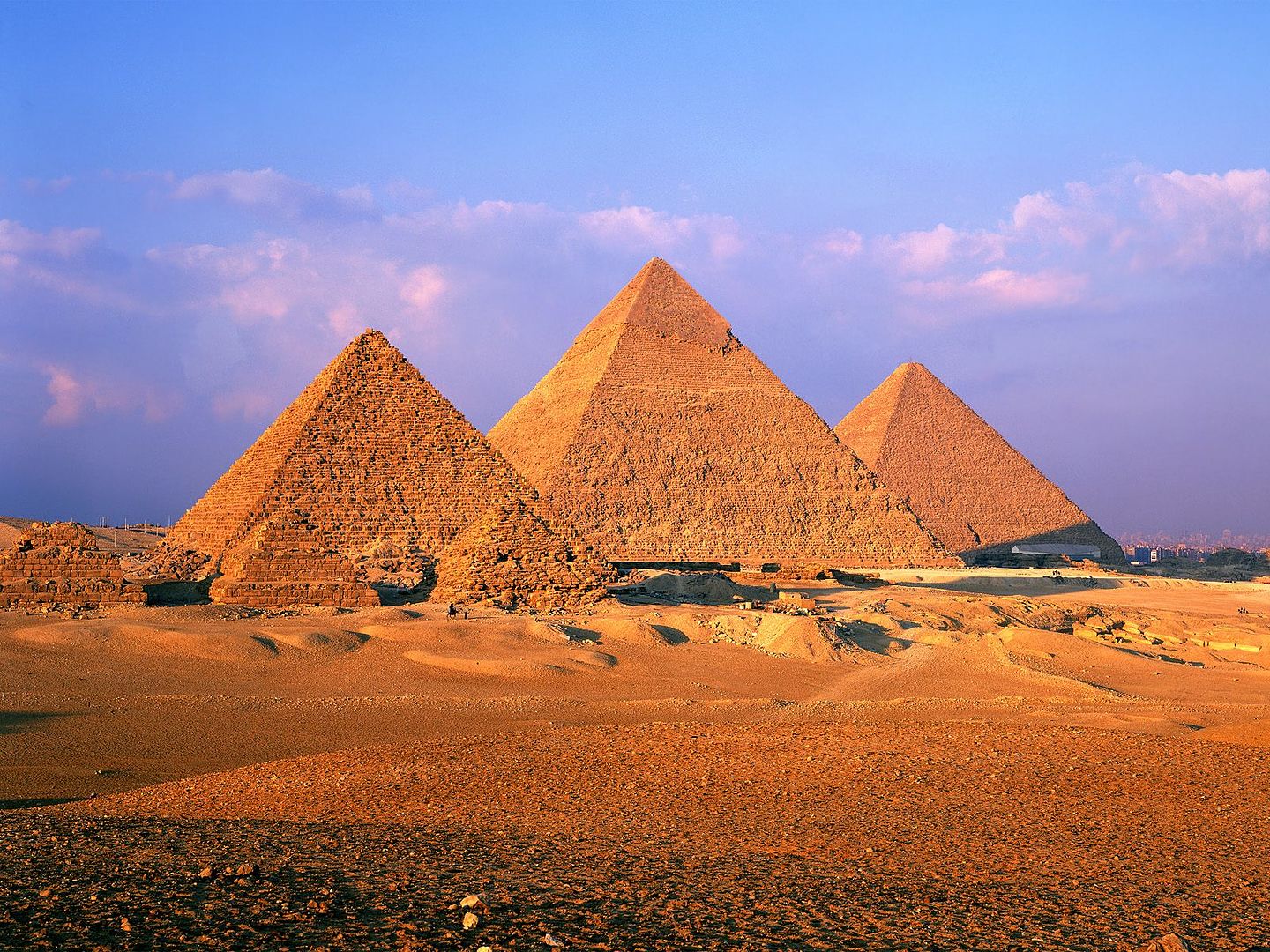 صور وخلفيات لأهرامات الجيزة وأبو الهول Pyramids of Giza and the Sphinx 2710