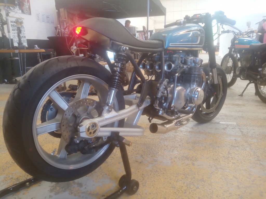 500 four café racer  Img_2047