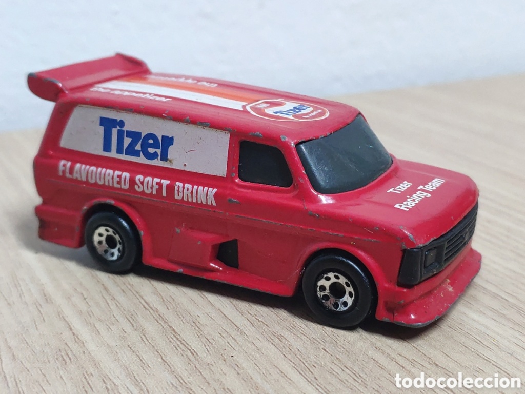 Ford Transit Supervan II (Matchbox) 1:60 38702110