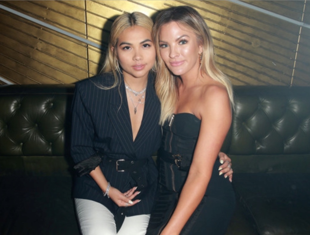 Becca Tilly & Hayley Kiyoko - Bachelor 19-20 - Discussion - Page 30 2049c810