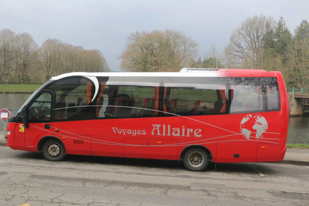 J.Y. ALLAIRE VOYAGES 21013