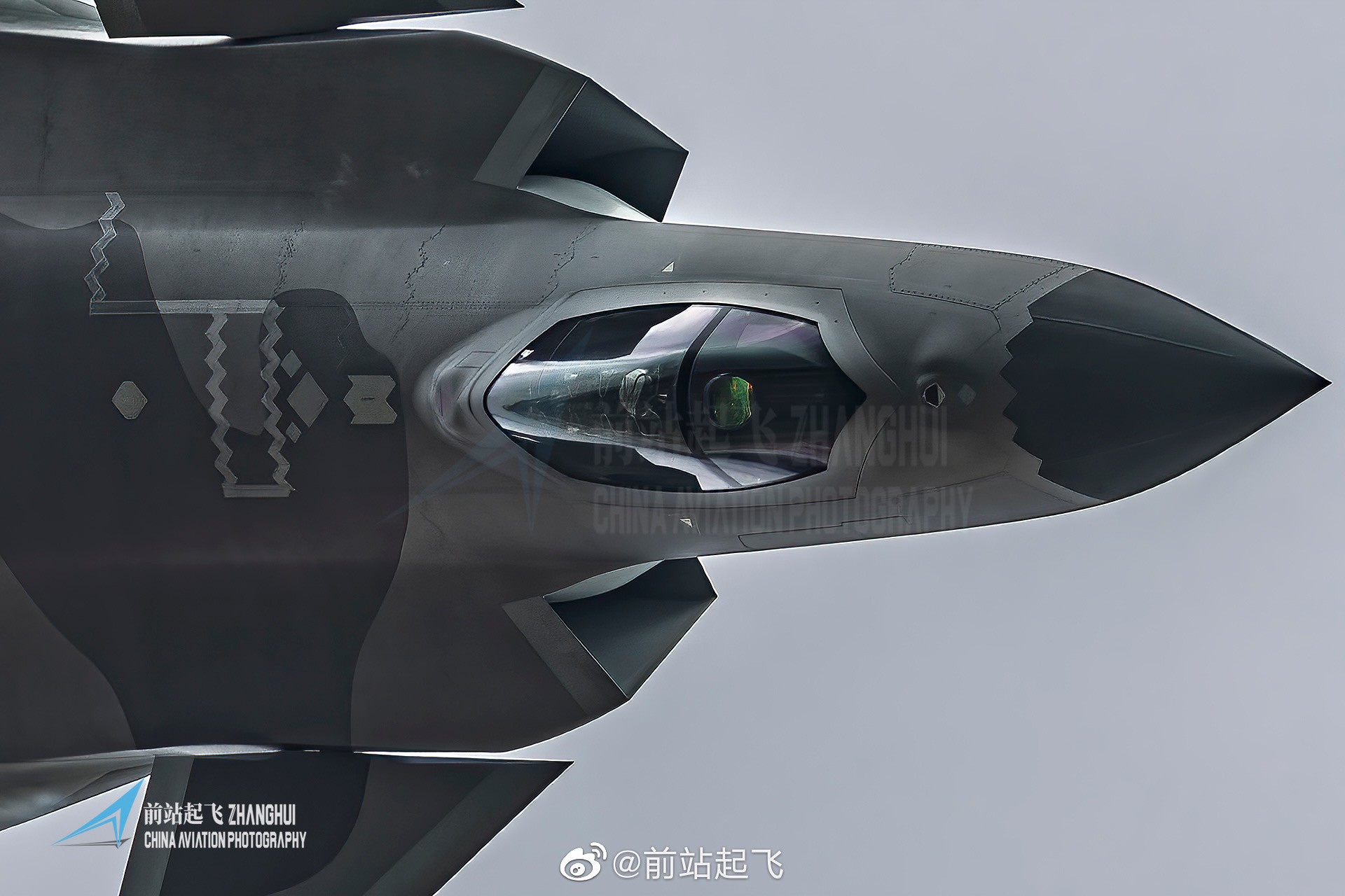 Chengdu J-20 Stealth Fighter - Page 10 52557710