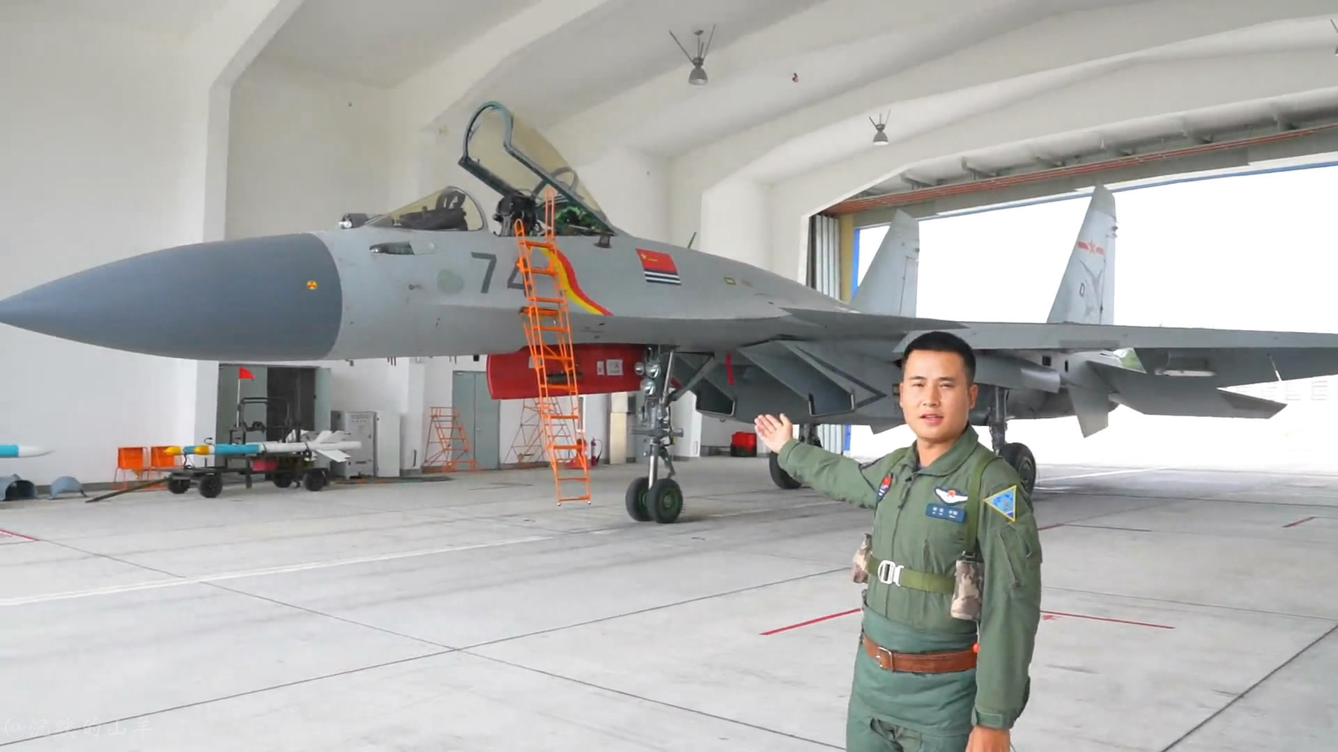 PLA Navy and Naval Air Force - Page 30 J-15_p10