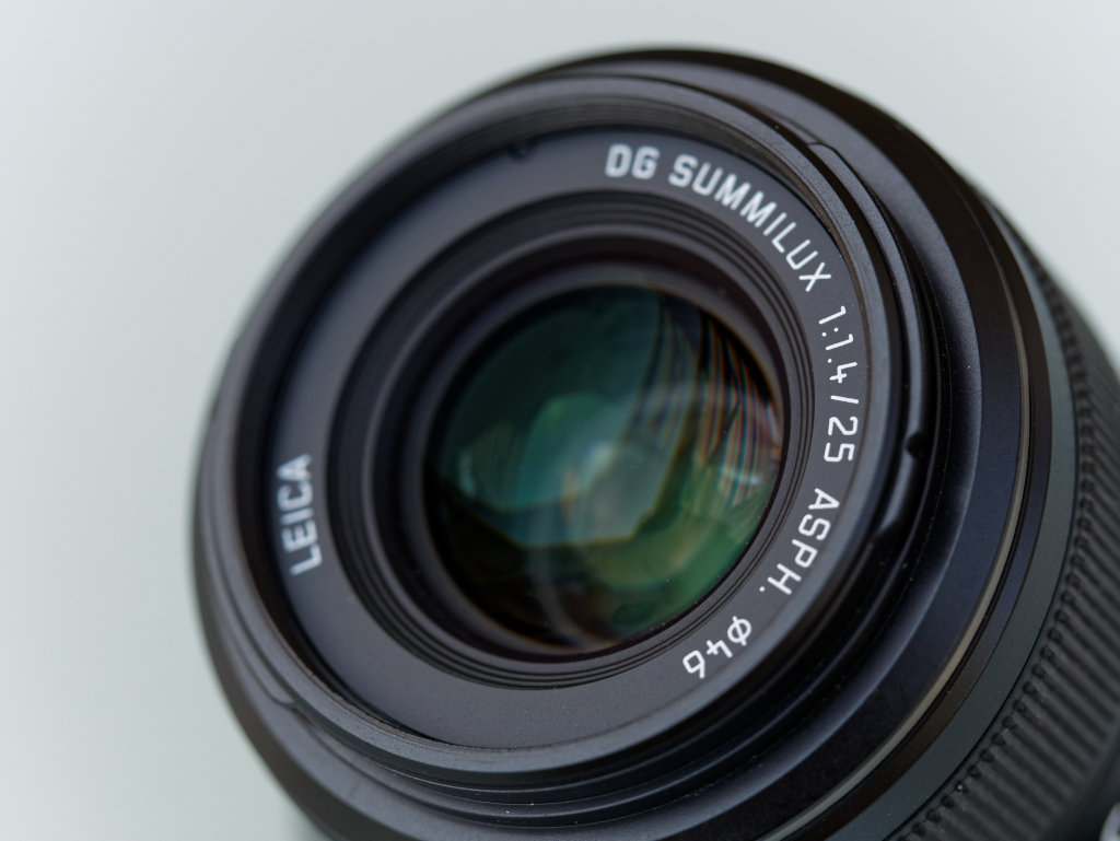 [ANNULE] Panasonic 25mm f/1.4 Leica DG Summilux P1040121